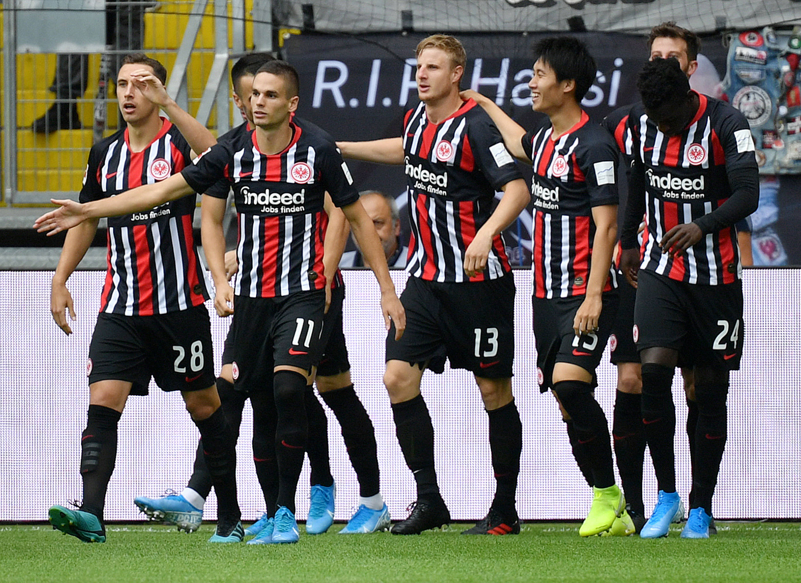 莱切监区客场逆转,升至广超前四的简单介绍 莱切监区客场逆转,升至广超前四的简单介绍