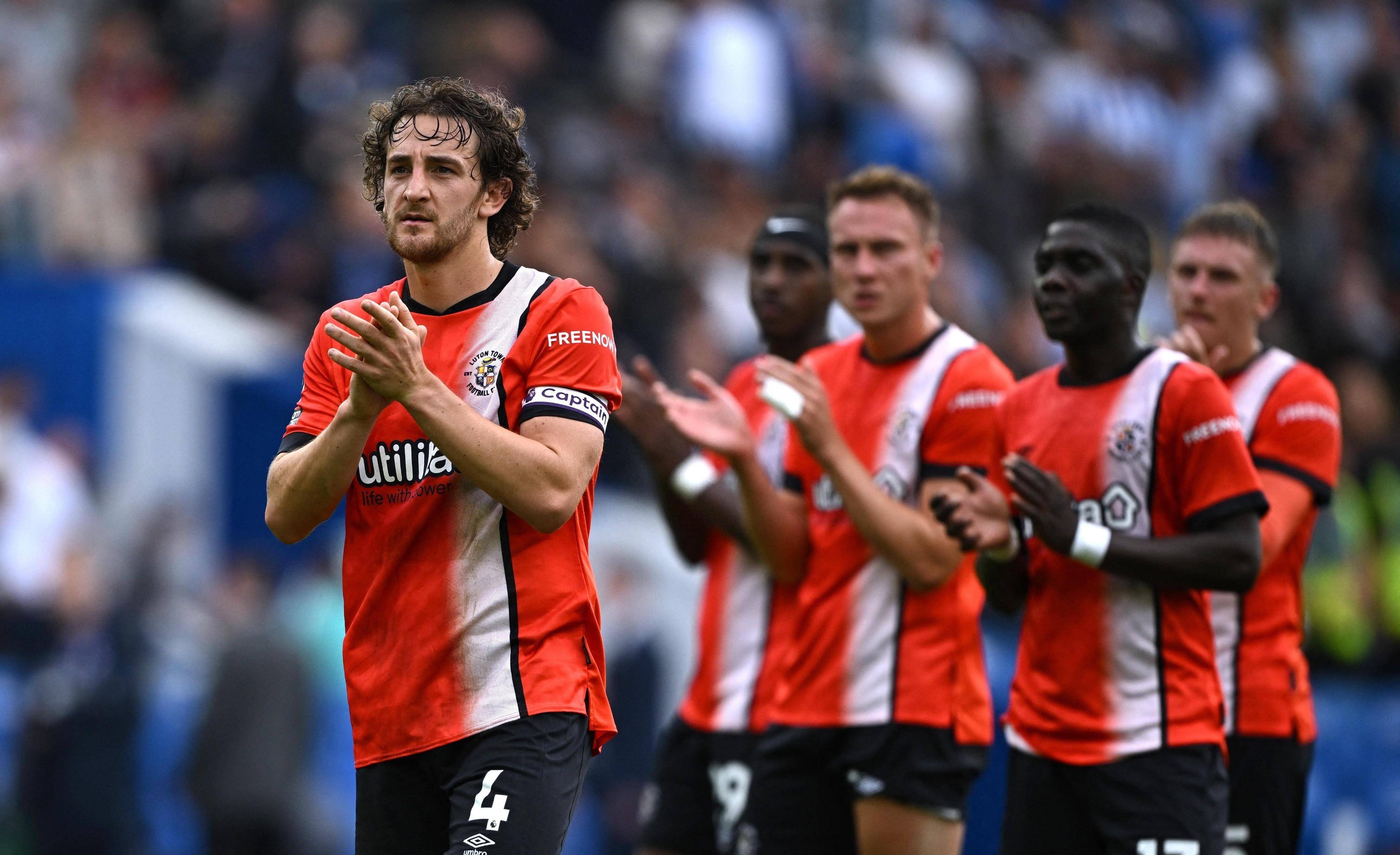 格拉纳达客场一球胜，前锋突破铁桶防线破门得分的简单介绍