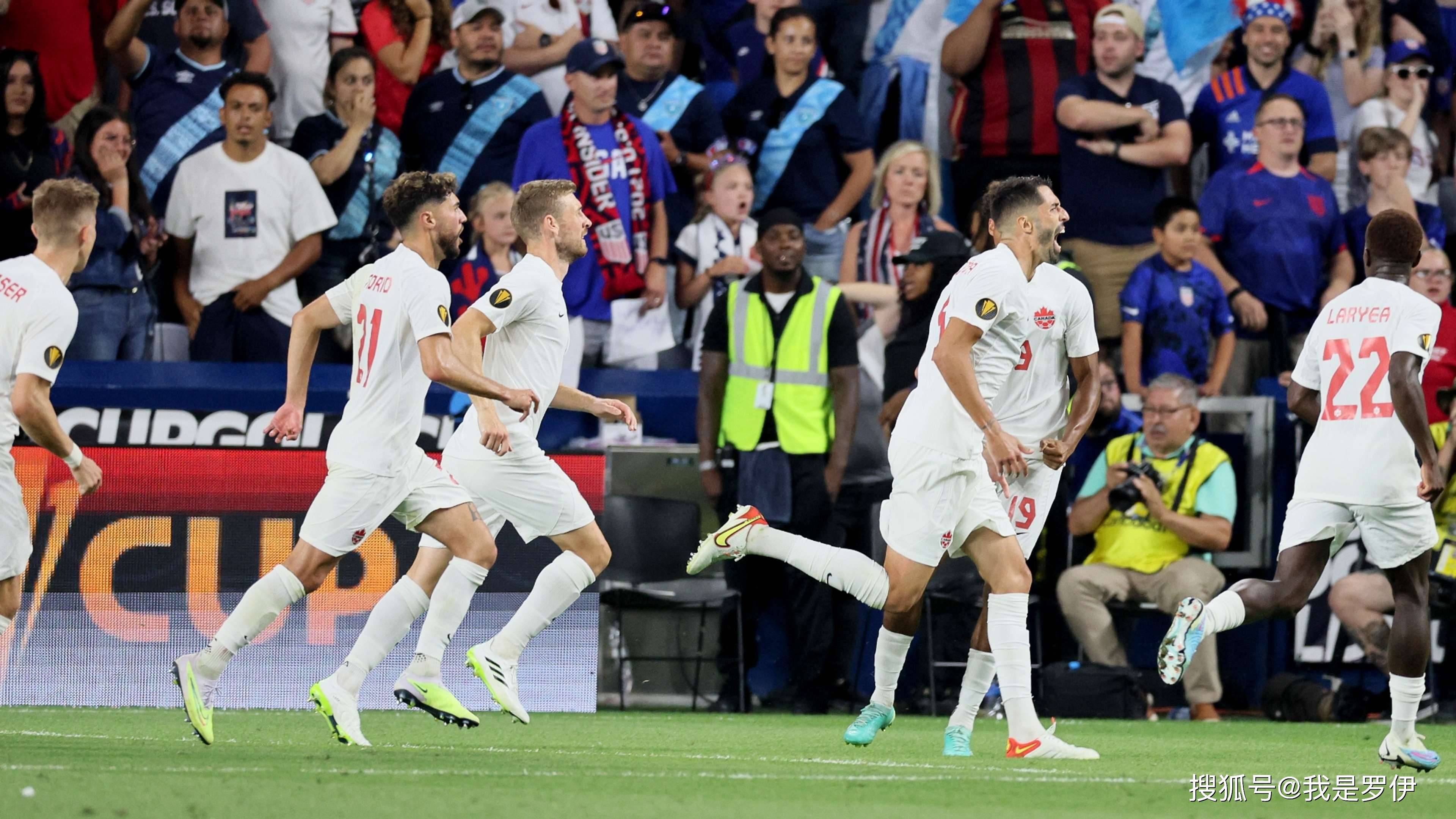 包含东道主国家队意外失利，惨遭淘汰出局的词条