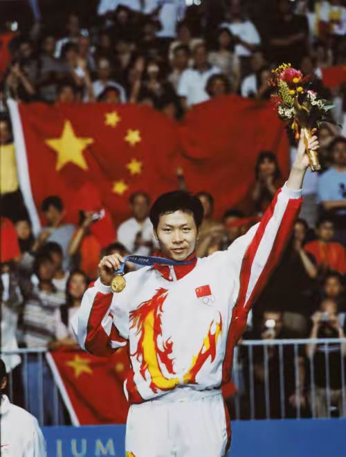 国运动员夺得金牌,成为焦点 国运动员夺得金牌,成为焦点
