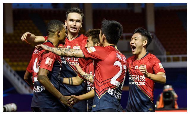 包含深圳佳兆业客场大胜，提升积分的词条