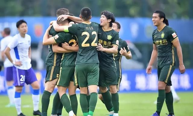 上海雅琪继续保持不败，客场战平武汉长江