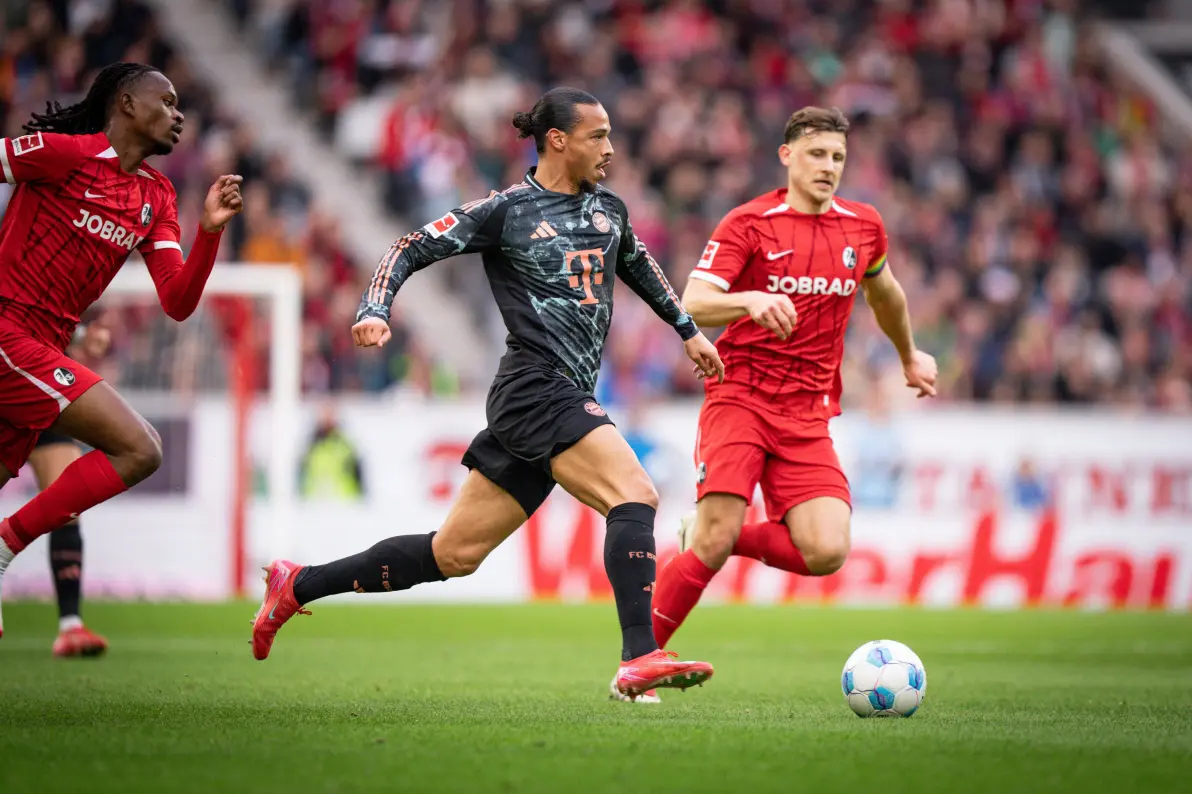 弗赖堡全队控球占优势，轻松获胜比赛