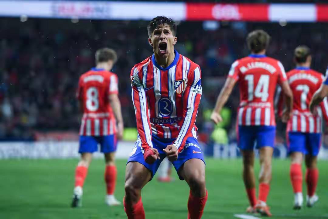 关于皇马连胜之后遭遇巴拉多利德挑战，表现如何？的信息