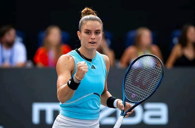 CLG翻盘TL，Canyon操刀奇招英雄翻盘强强对话四强赛，强势挺进下一轮的简单介绍