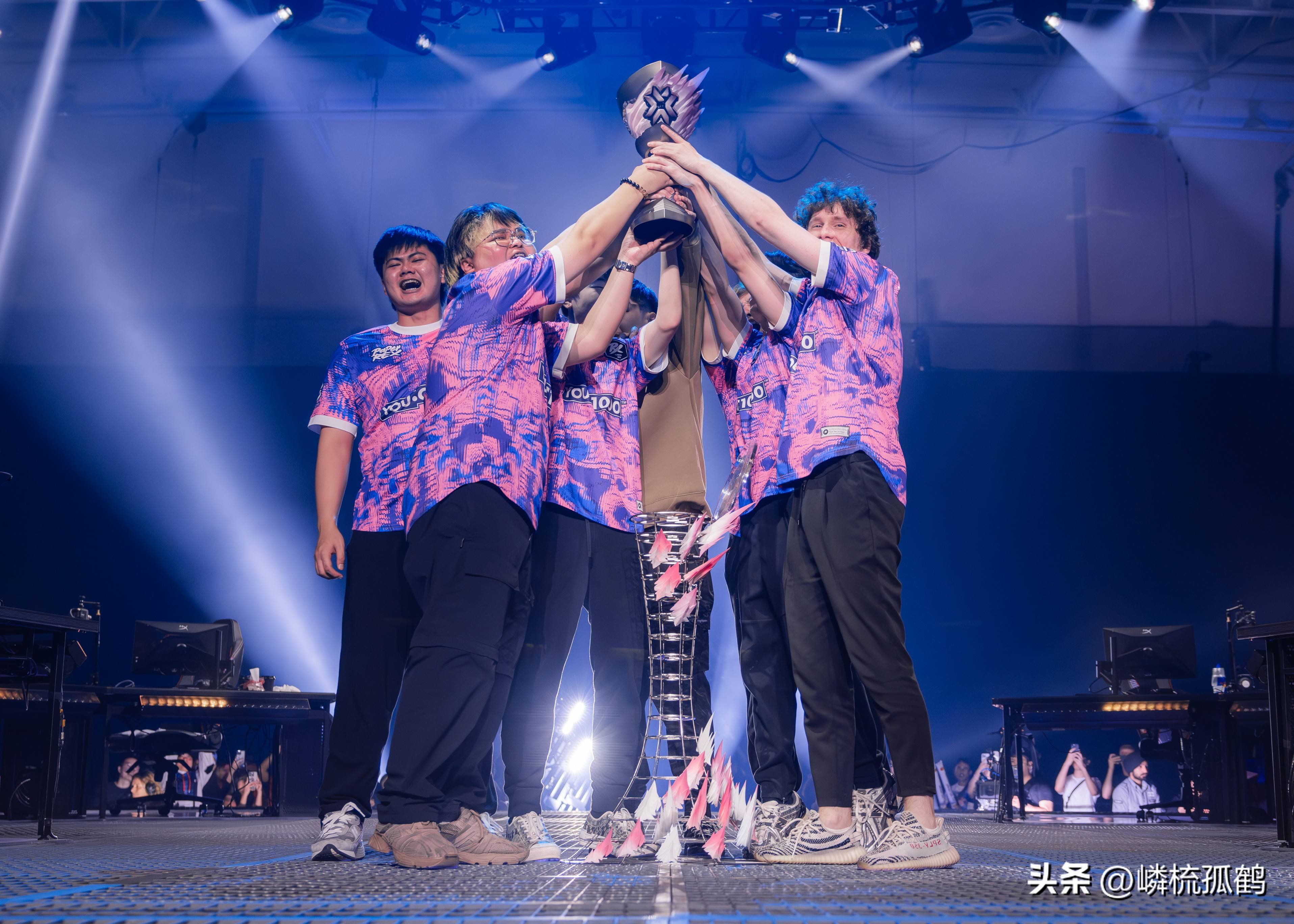 包含IG力克PSG,Gumayusi线上压制力十足顶尖较量小组赛,点燃全场激情的词条 包含IG力克PSG,Gumayusi线上压制力十足顶尖较量小组赛,点燃全场激情的词条